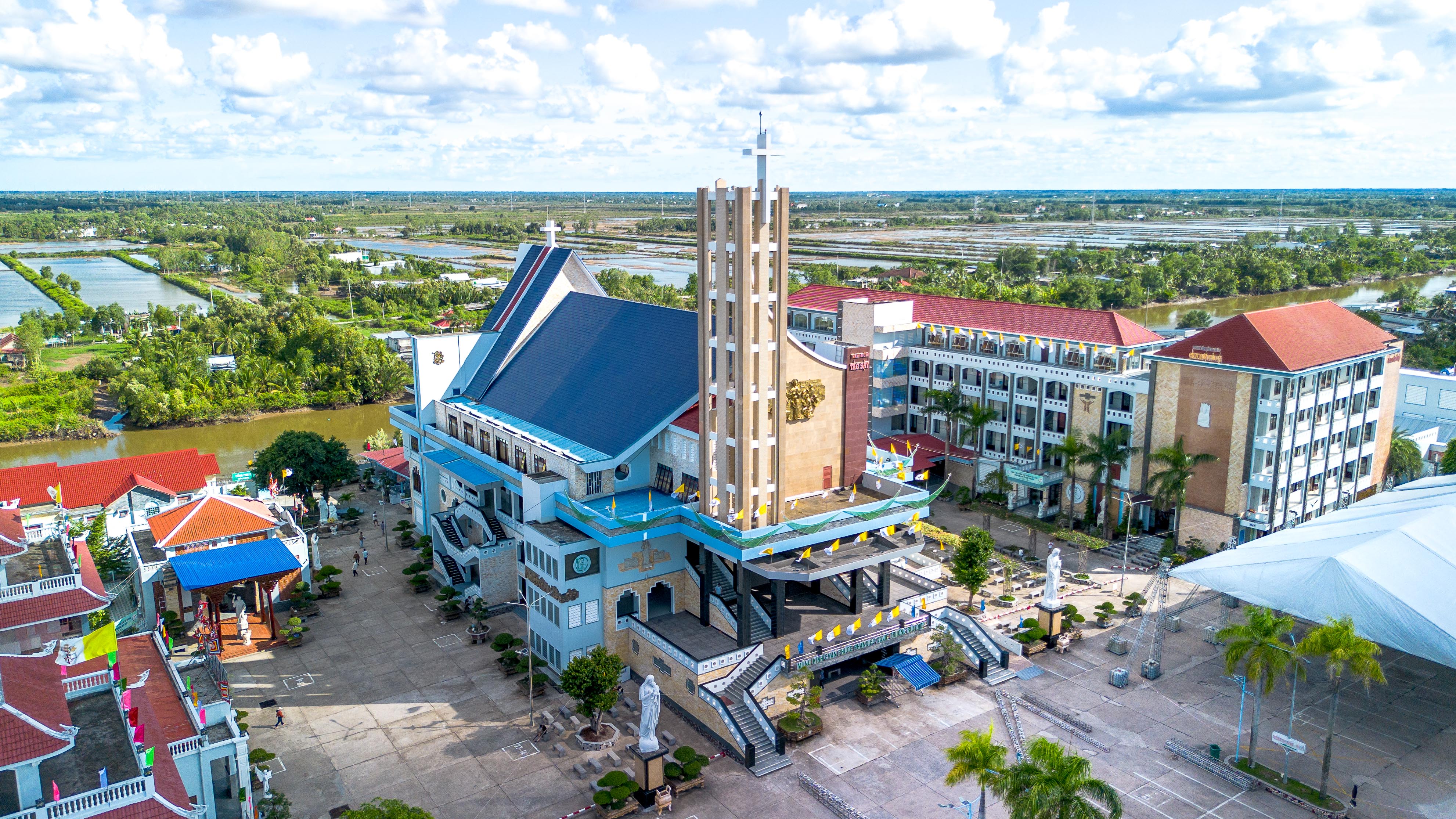 Kho thóc Tắc Sậy và những “kho thóc” số: Hành trình tử đạo từ quá khứ đến hiện tại trong kỷ nguyên số 4.0